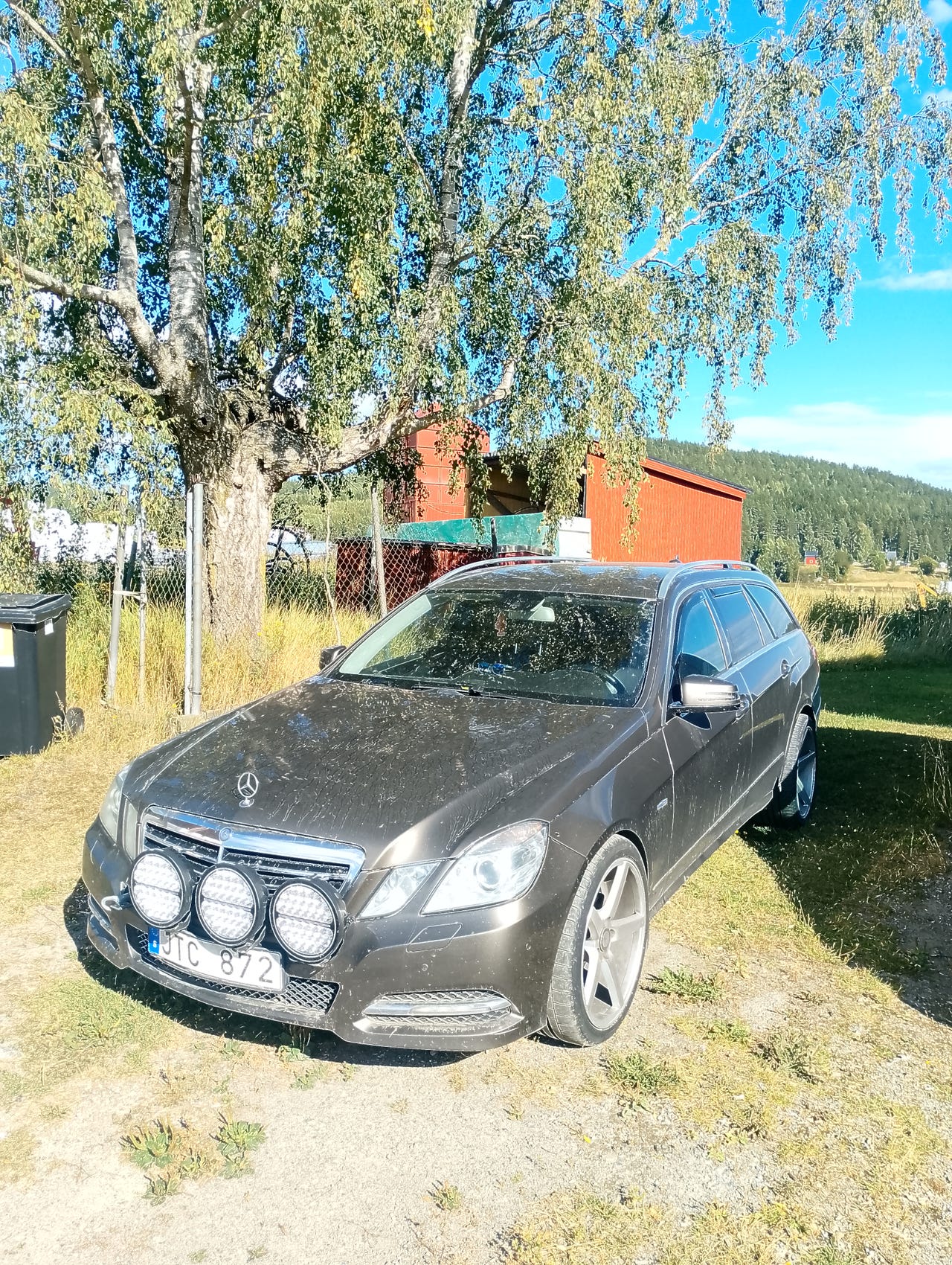 Mercedes-Benz E220 2011 – bild 1 av 3