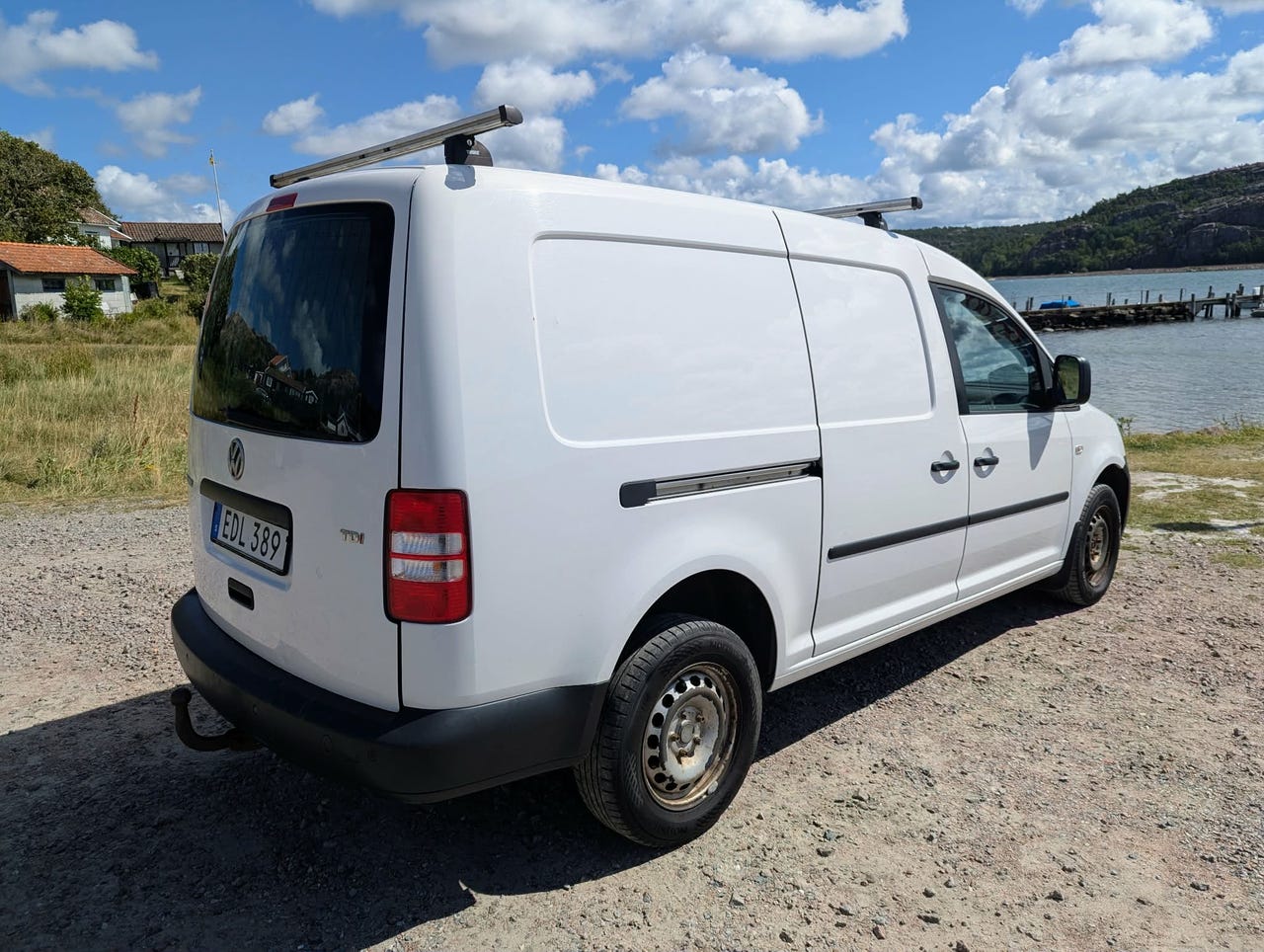 Volkswagen Caddy Maxi 2015 – bild 1 av 10