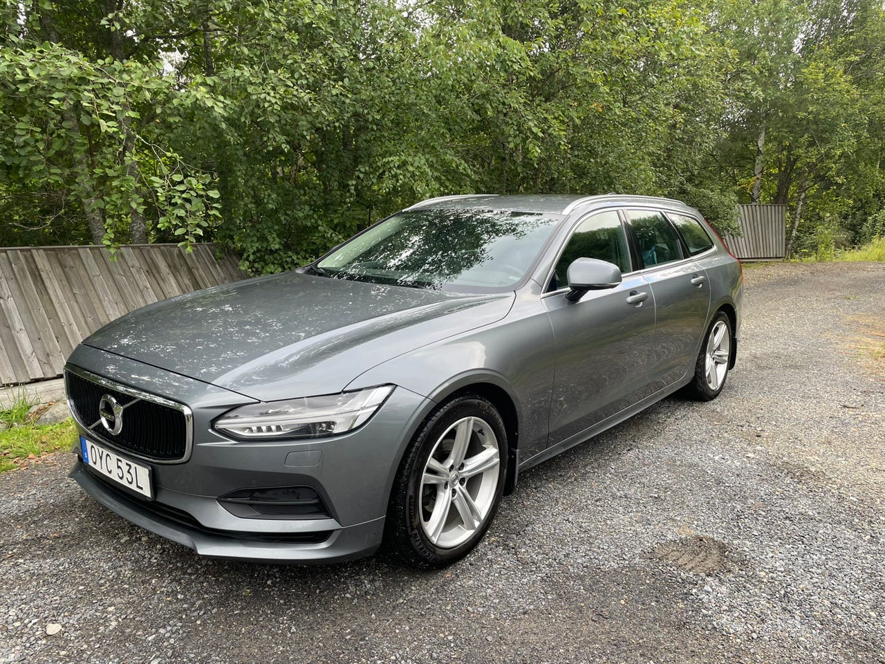 Volvo V90 2019 – bild 1 av 4
