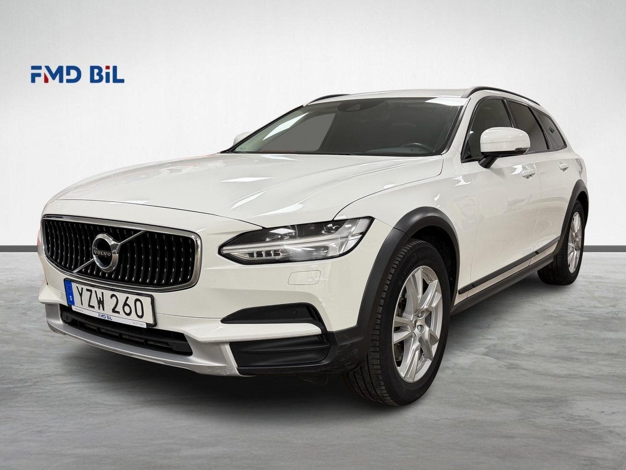 Volvo V90 Cross Country 2018 – bild 1 av 24