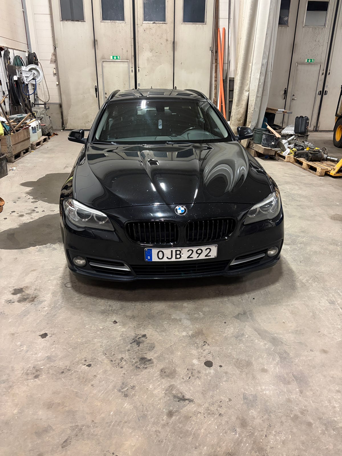 BMW 530d 2017 – bild 1 av 8