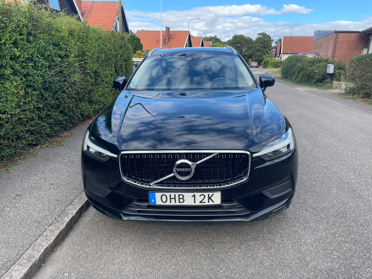 Volvo XC60 2021 – bild 1 av 6