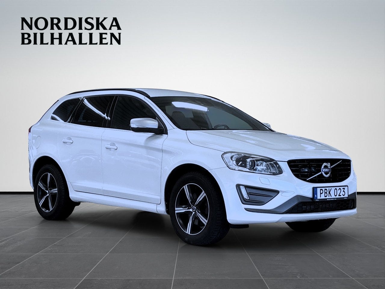 Volvo XC60 2017 – bild 1 av 17