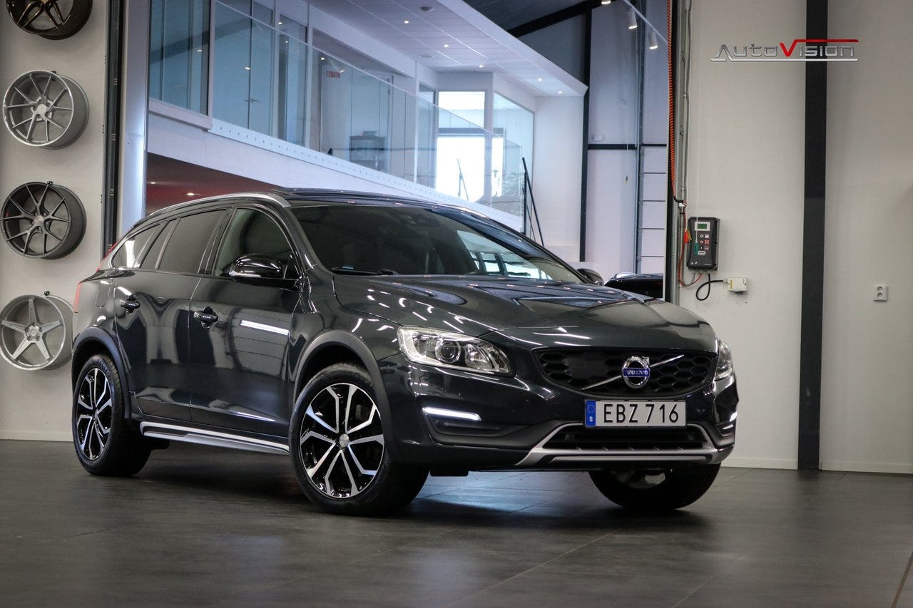 Volvo V60 Cross Country 2017 – bild 1 av 24