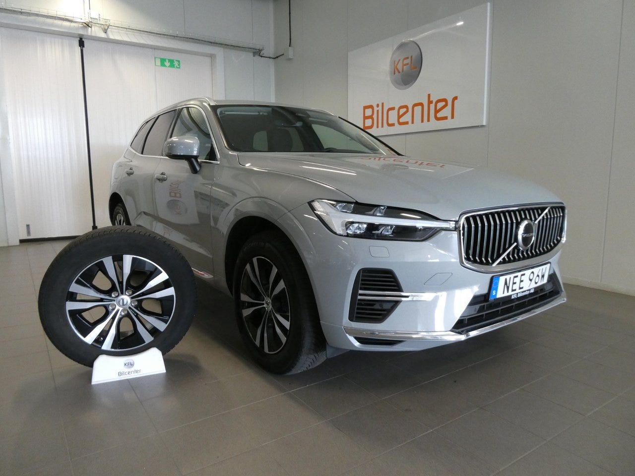 Volvo XC60 2024 – bild 1 av 24