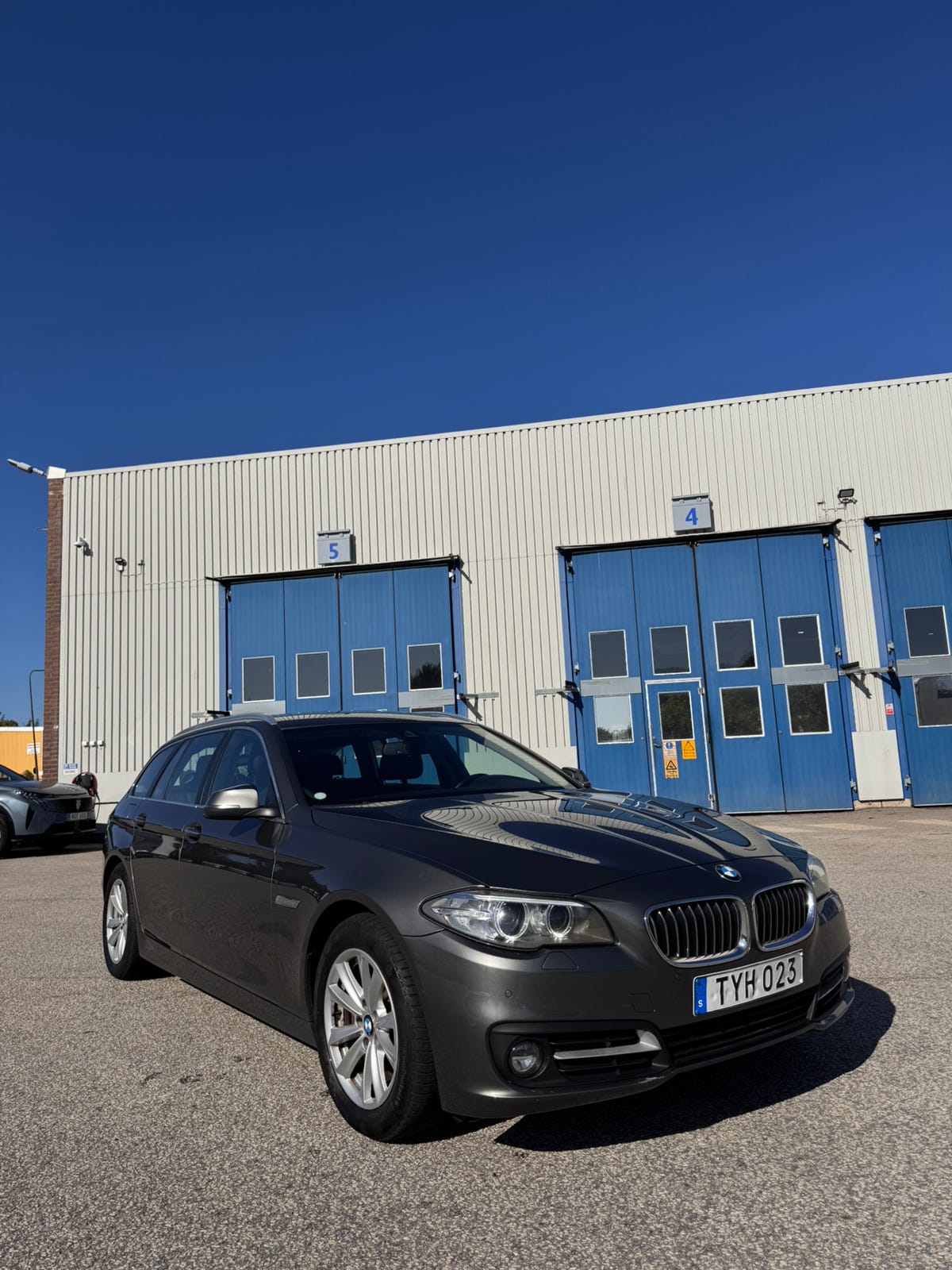 BMW 520d 2014 – bild 1 av 5