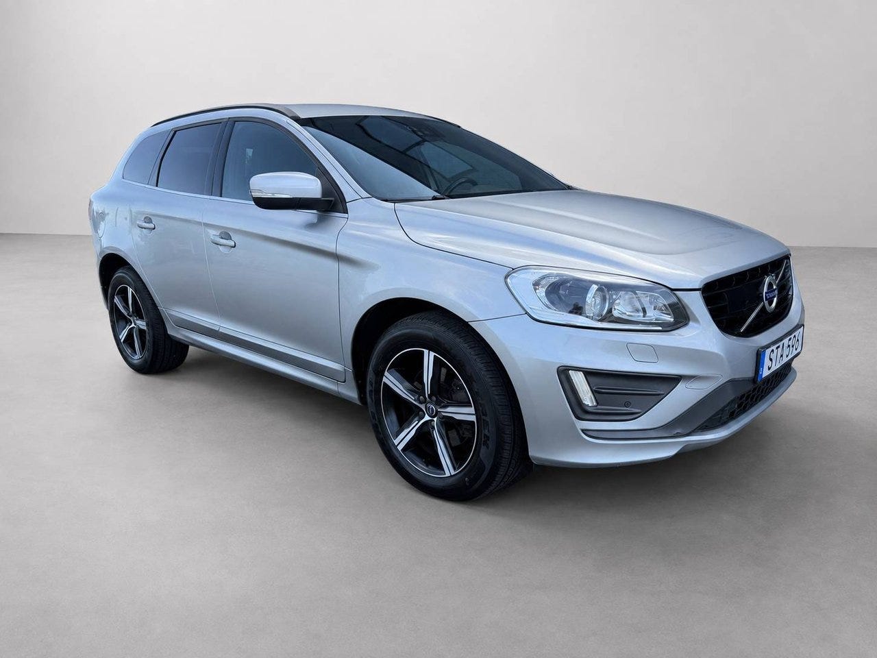 Volvo XC60 2017 – bild 1 av 12