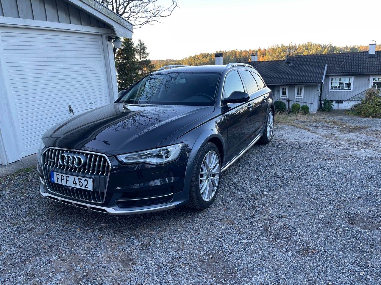 Audi A6 allroad 2015 – bild 1 av 4