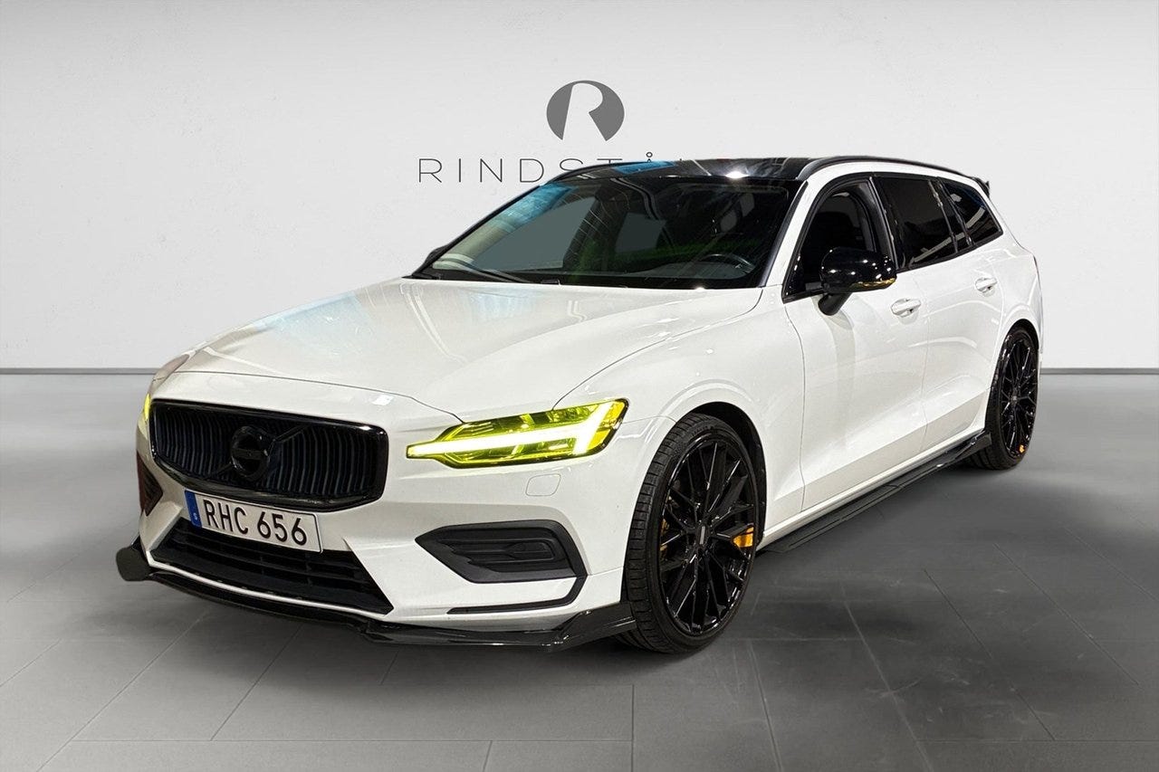 Volvo V60 2019 – bild 1 av 18