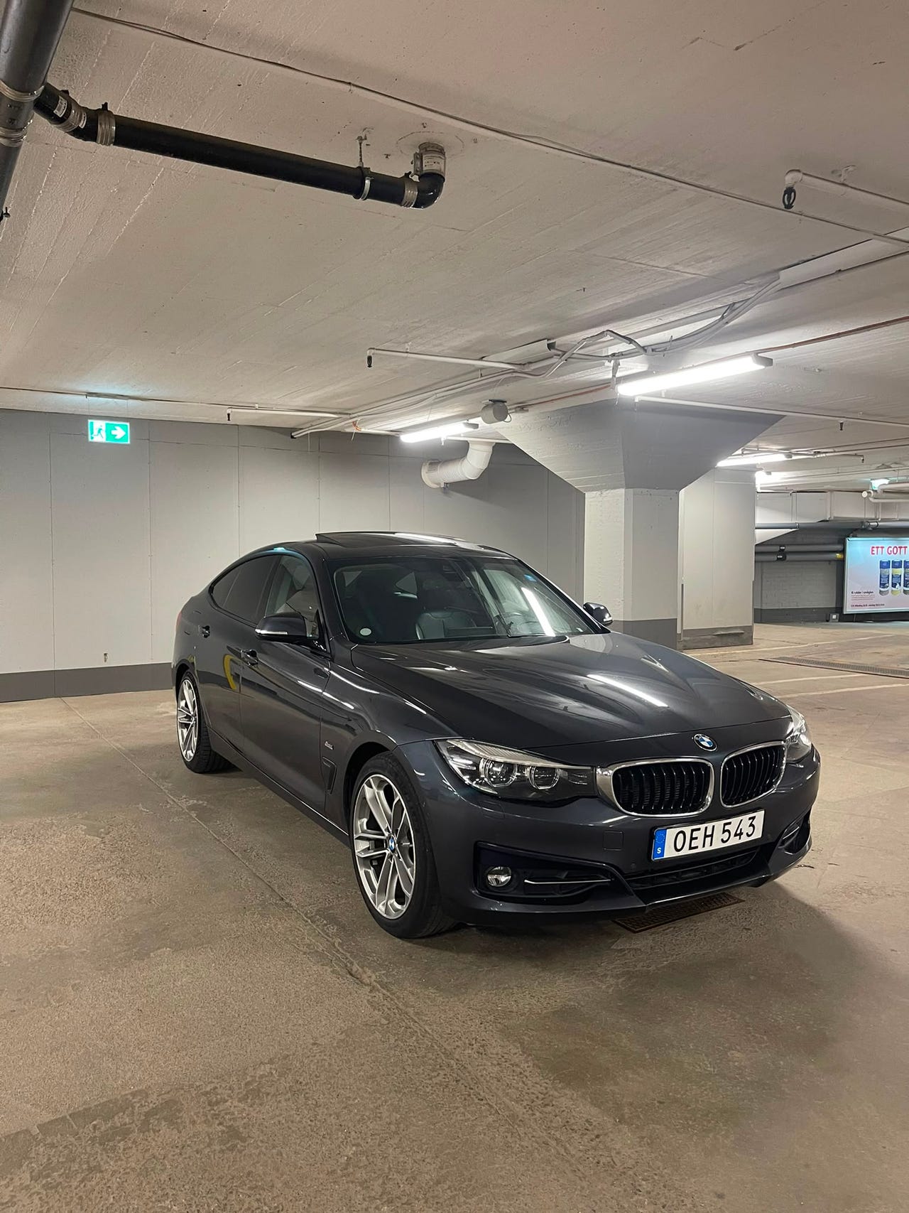 BMW 320d 2017 – bild 1 av 10