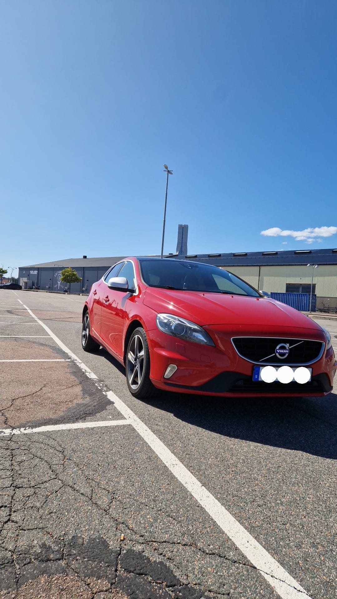 Volvo V40 2016 – bild 1 av 5