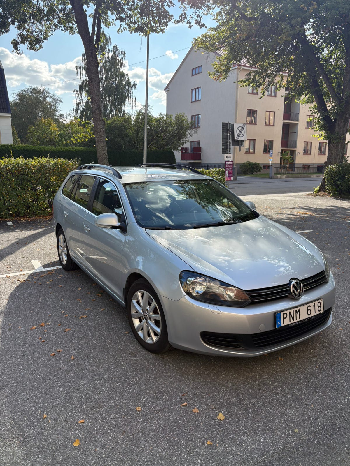 Volkswagen Golf VI 2013 – bild 1 av 12
