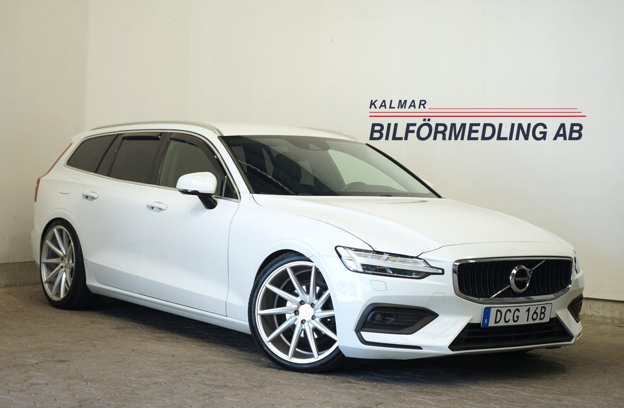 Volvo V60 2020 – bild 1 av 11