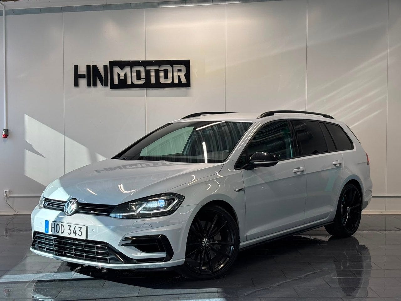 Volkswagen Golf I 2018 – bild 1 av 24