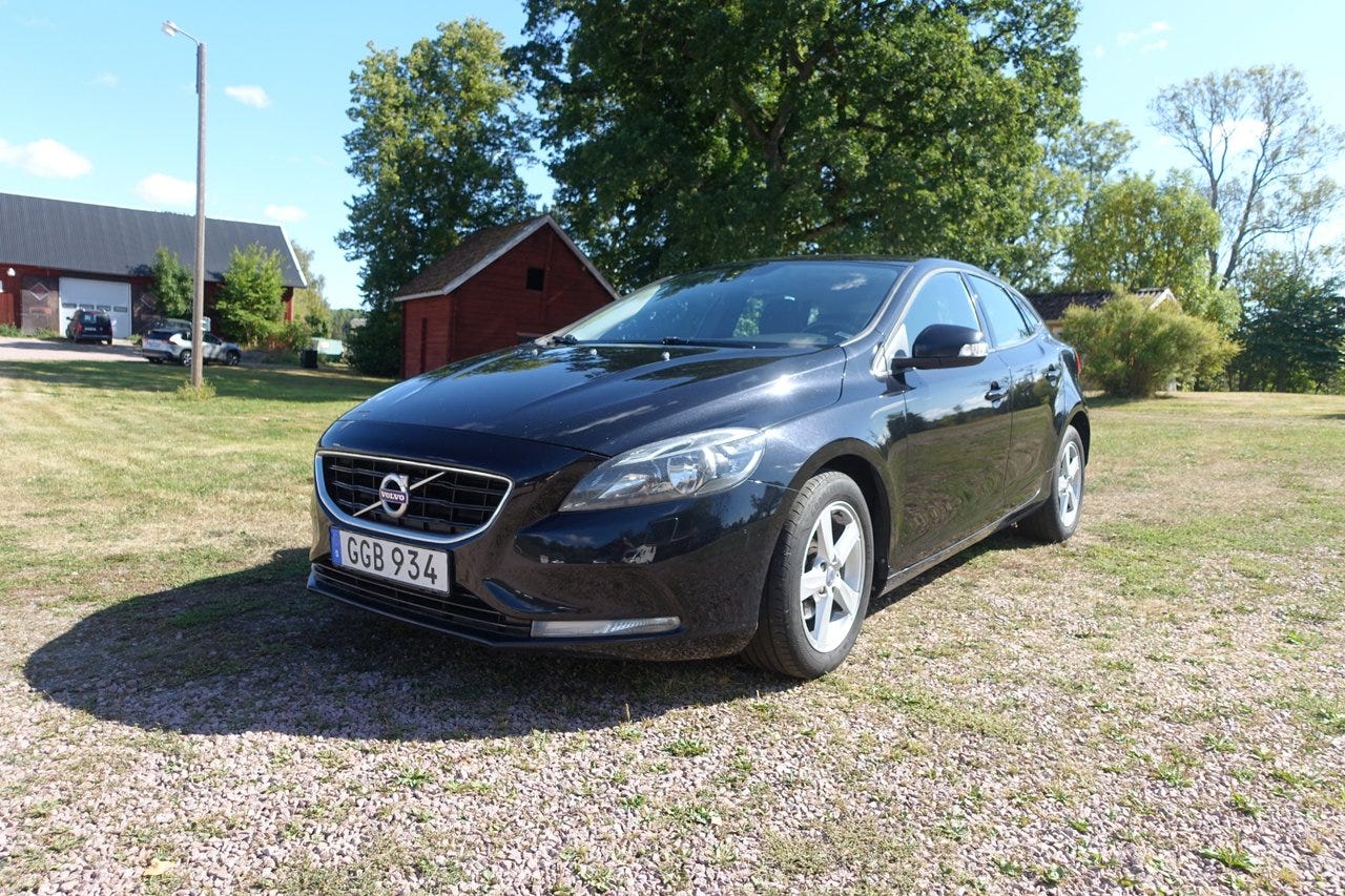 Volvo V40 2014 – bild 1 av 24