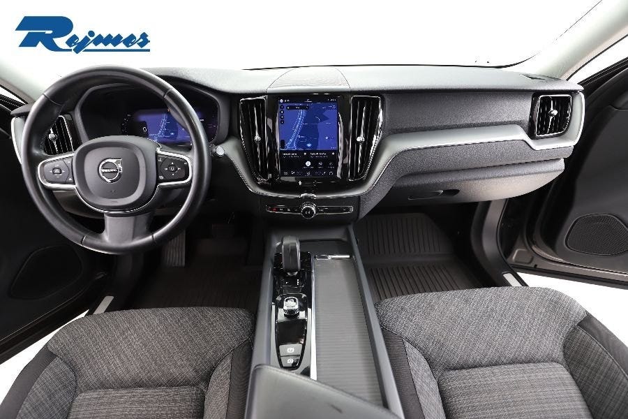 Volvo XC60 2023 – bild 1 av 22