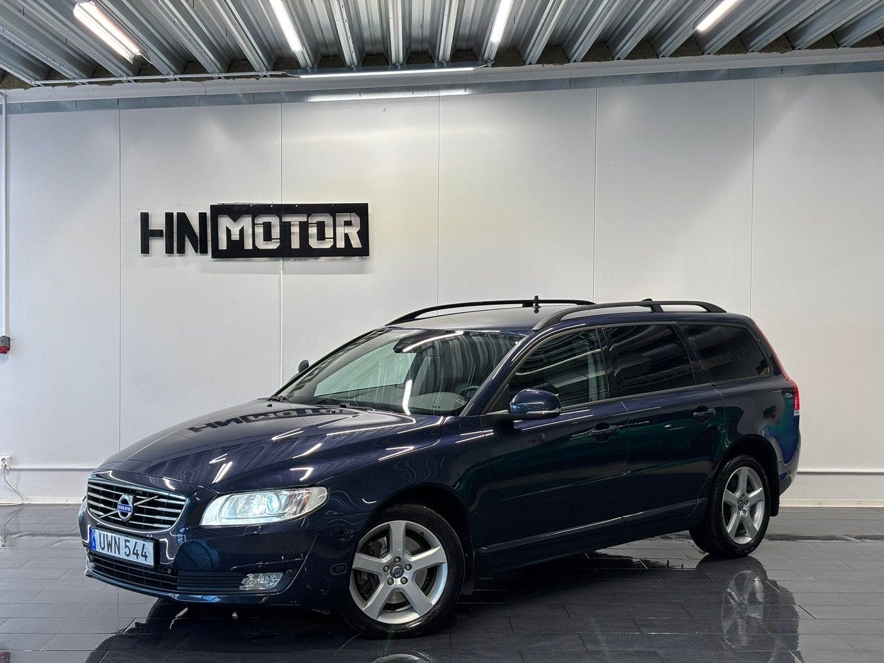 Volvo V70 2015 – bild 1 av 24