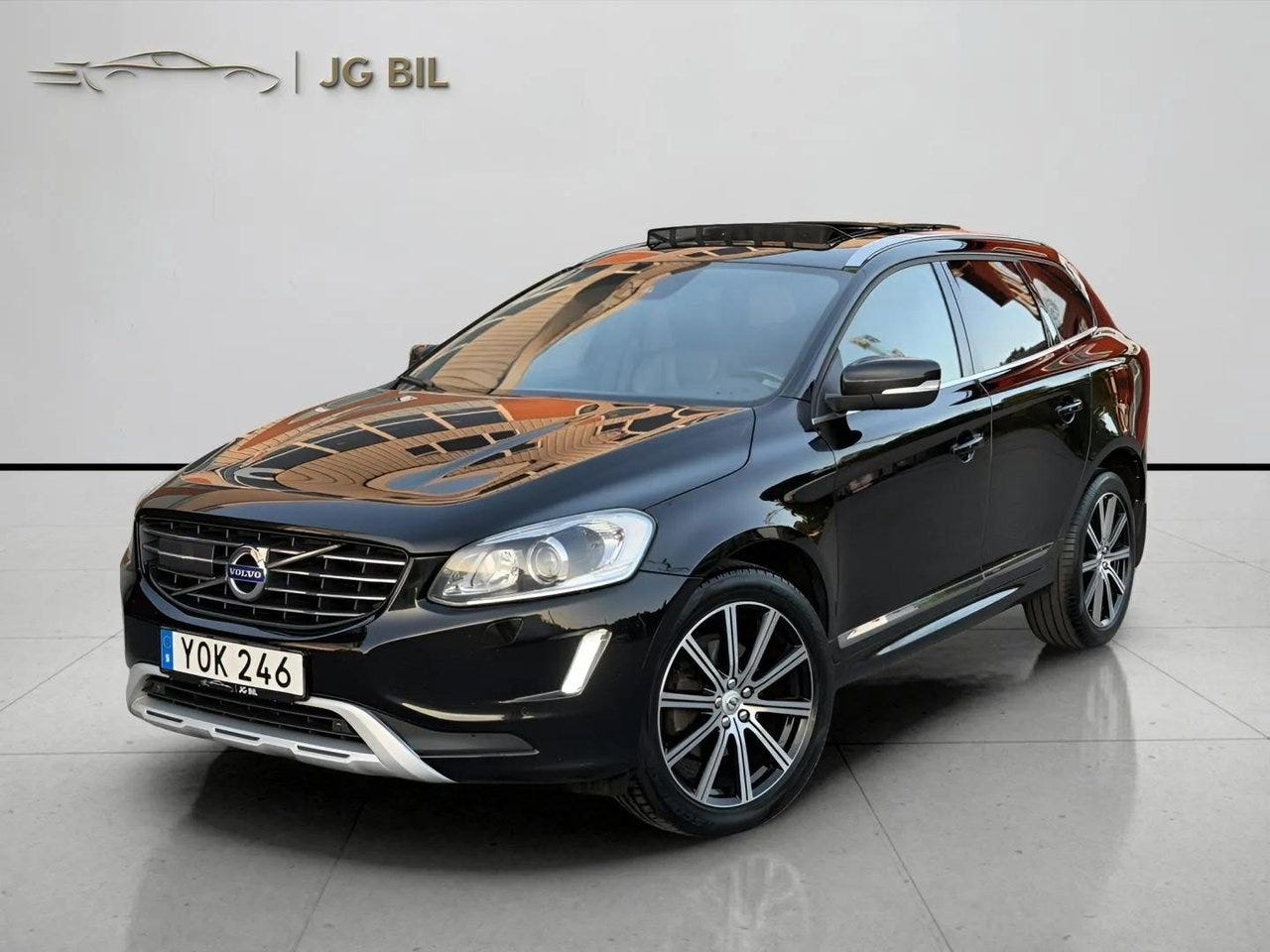 Volvo XC60 2017 – bild 1 av 24
