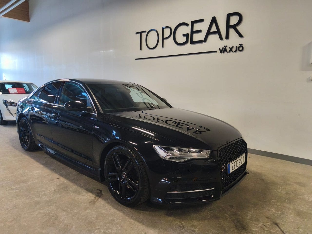 Audi A6 2017 – bild 1 av 21