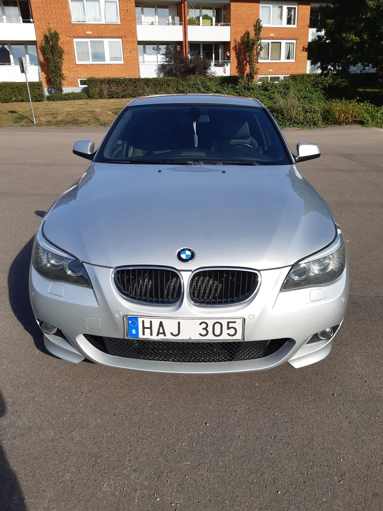 BMW 520d 2010 – bild 1 av 4