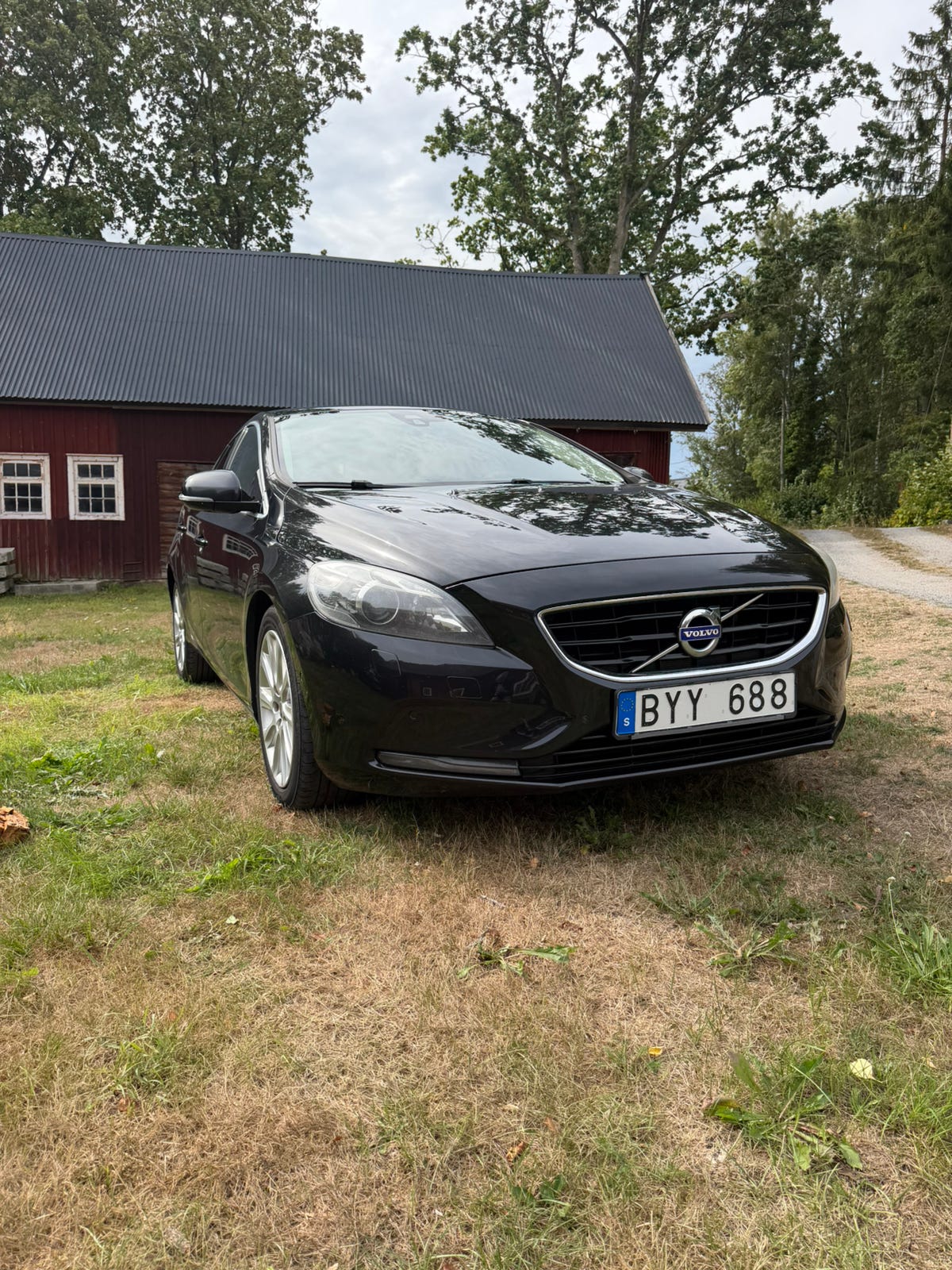 Volvo V40 2013 – bild 1 av 14