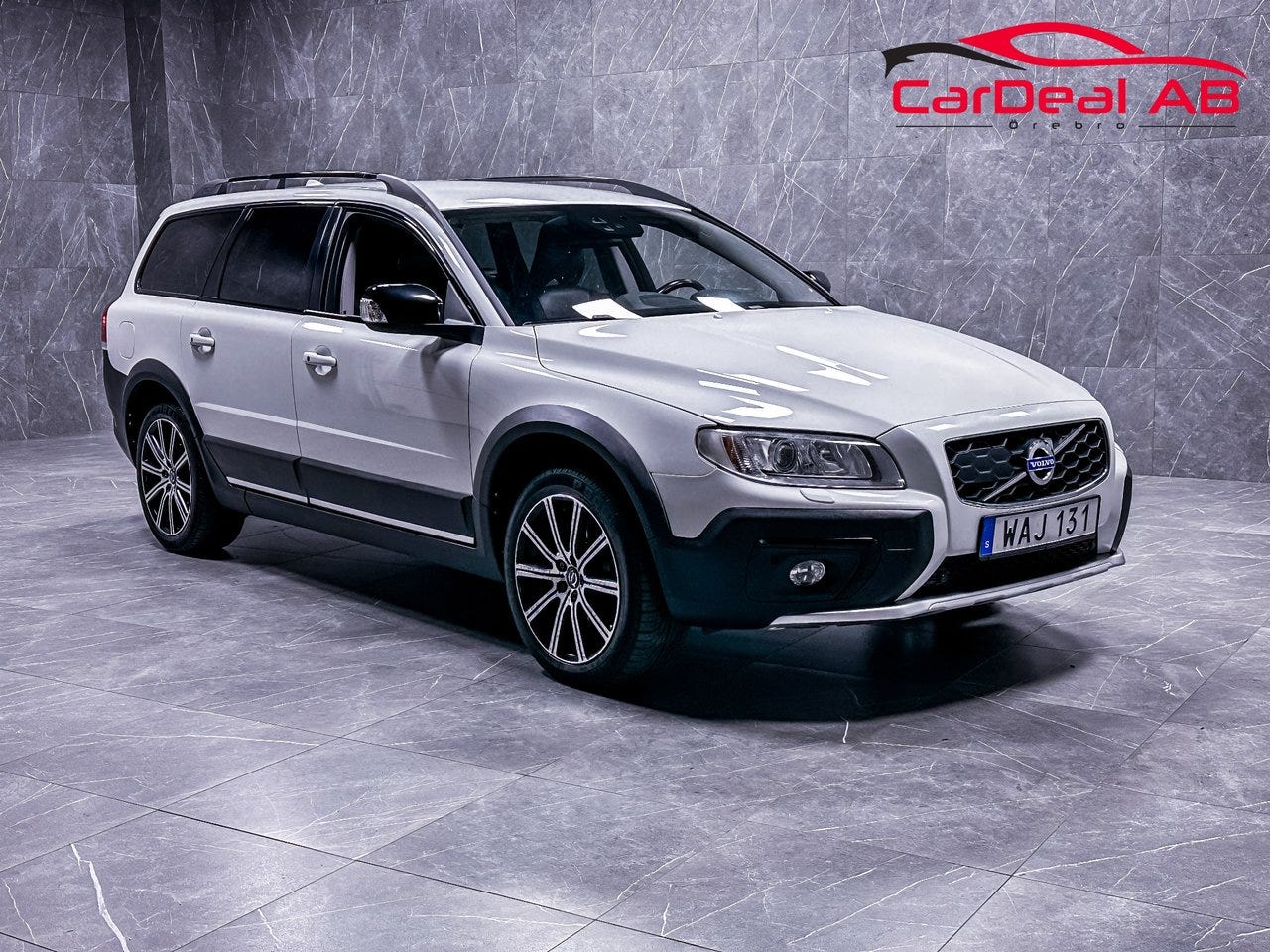Volvo XC70 2016 – bild 1 av 24