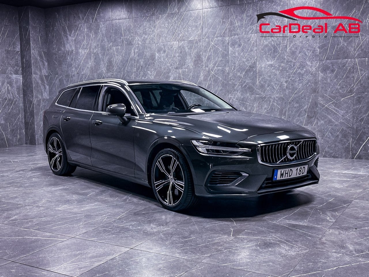 Volvo V60 2022 – bild 1 av 24