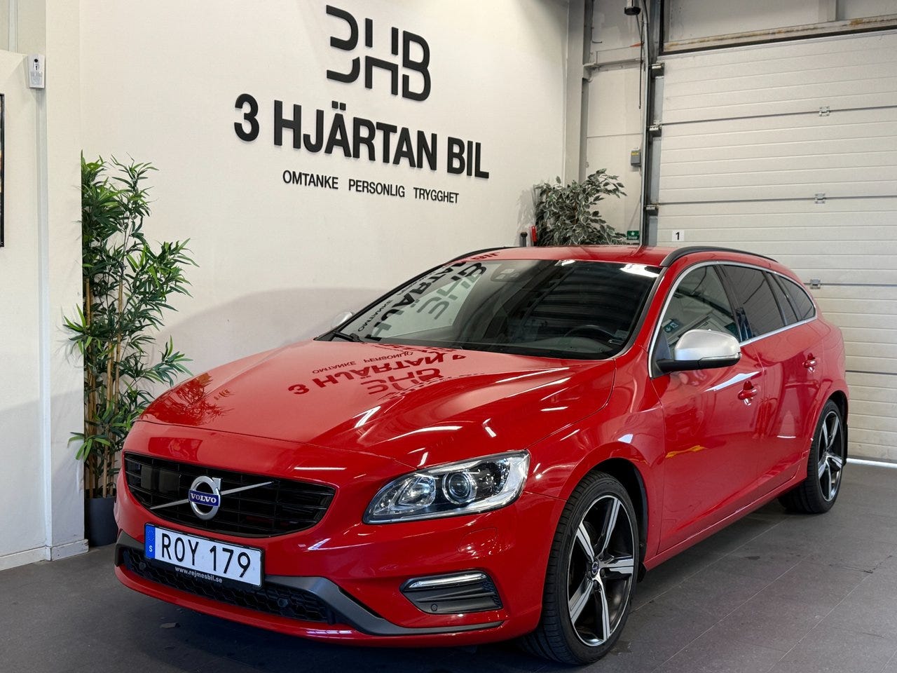 Volvo V60 2018 – bild 1 av 21