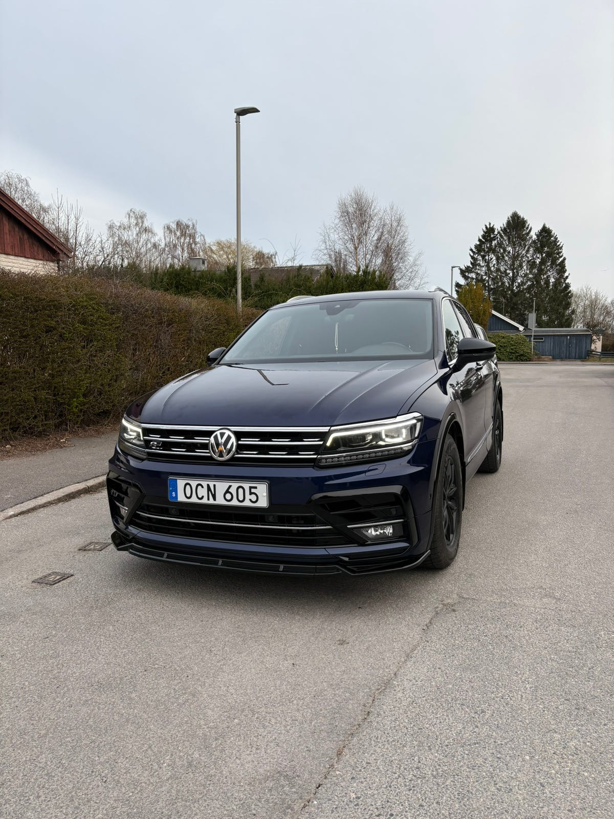 Volkswagen Tiguan 2018 – bild 1 av 9