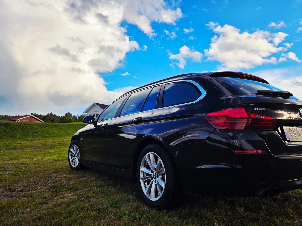 BMW 520d 2015 – bild 1 av 4