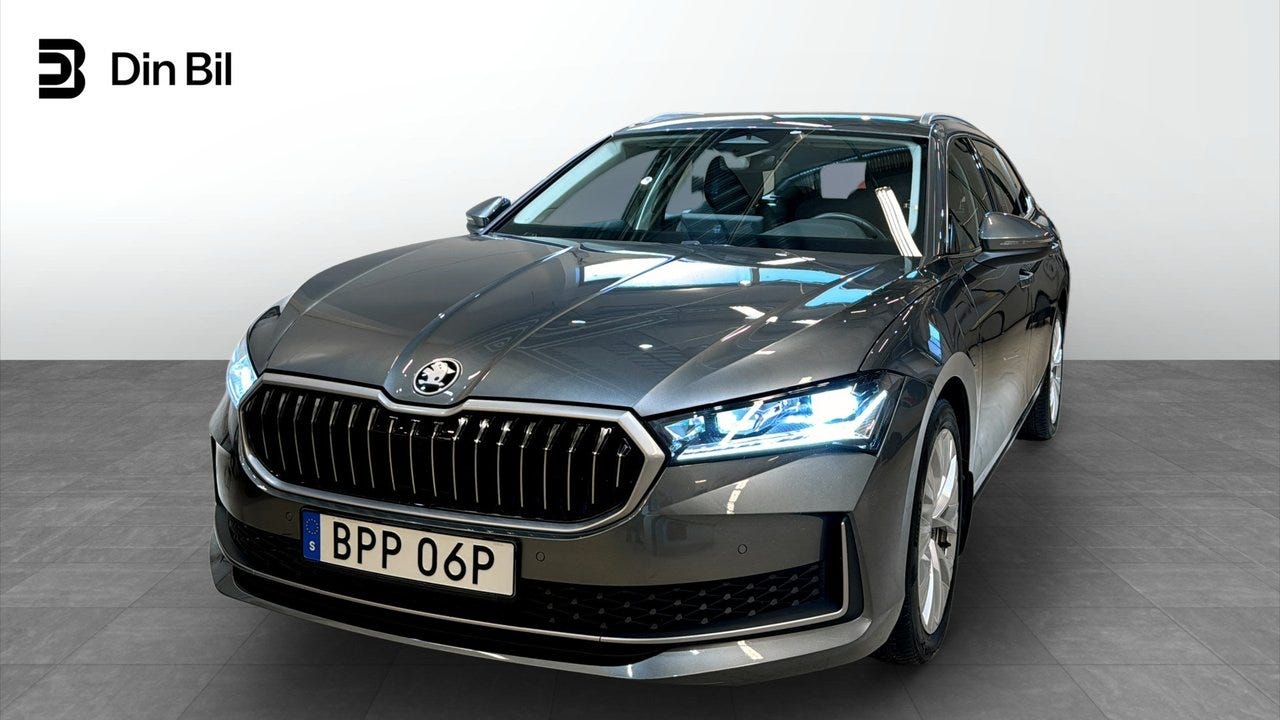 Skoda Superb 2025 – bild 1 av 22