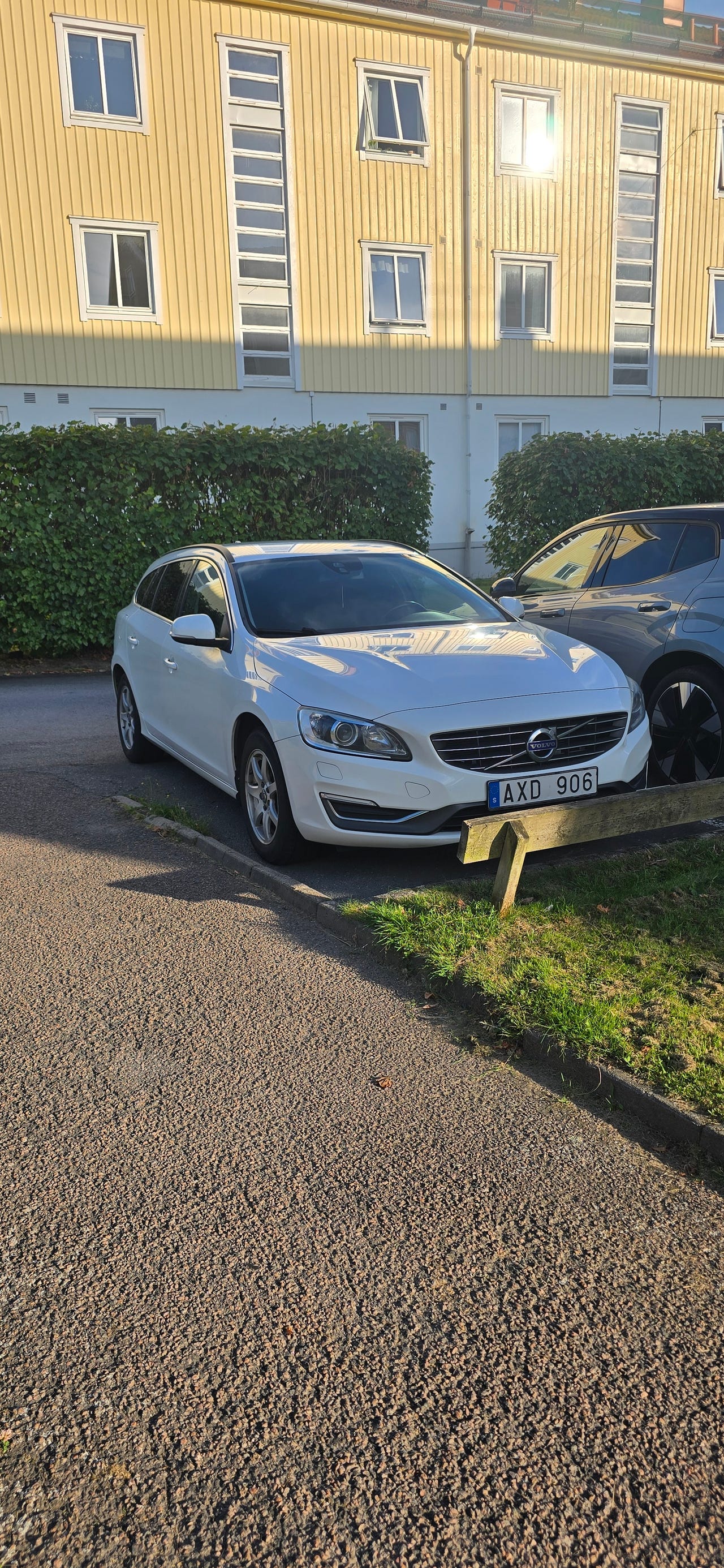 Volvo V60 2014 – bild 1 av 6