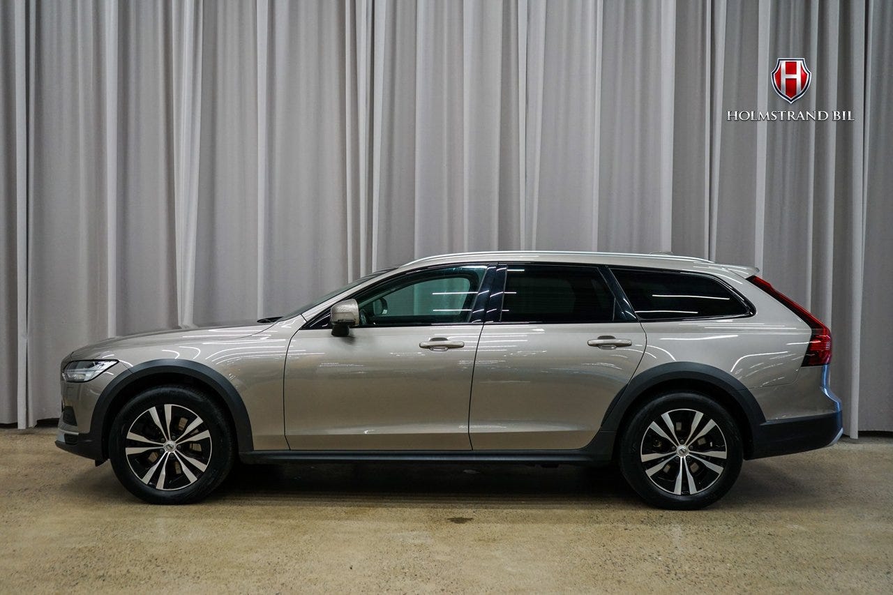 Volvo V90 Cross Country 2022 – bild 1 av 16