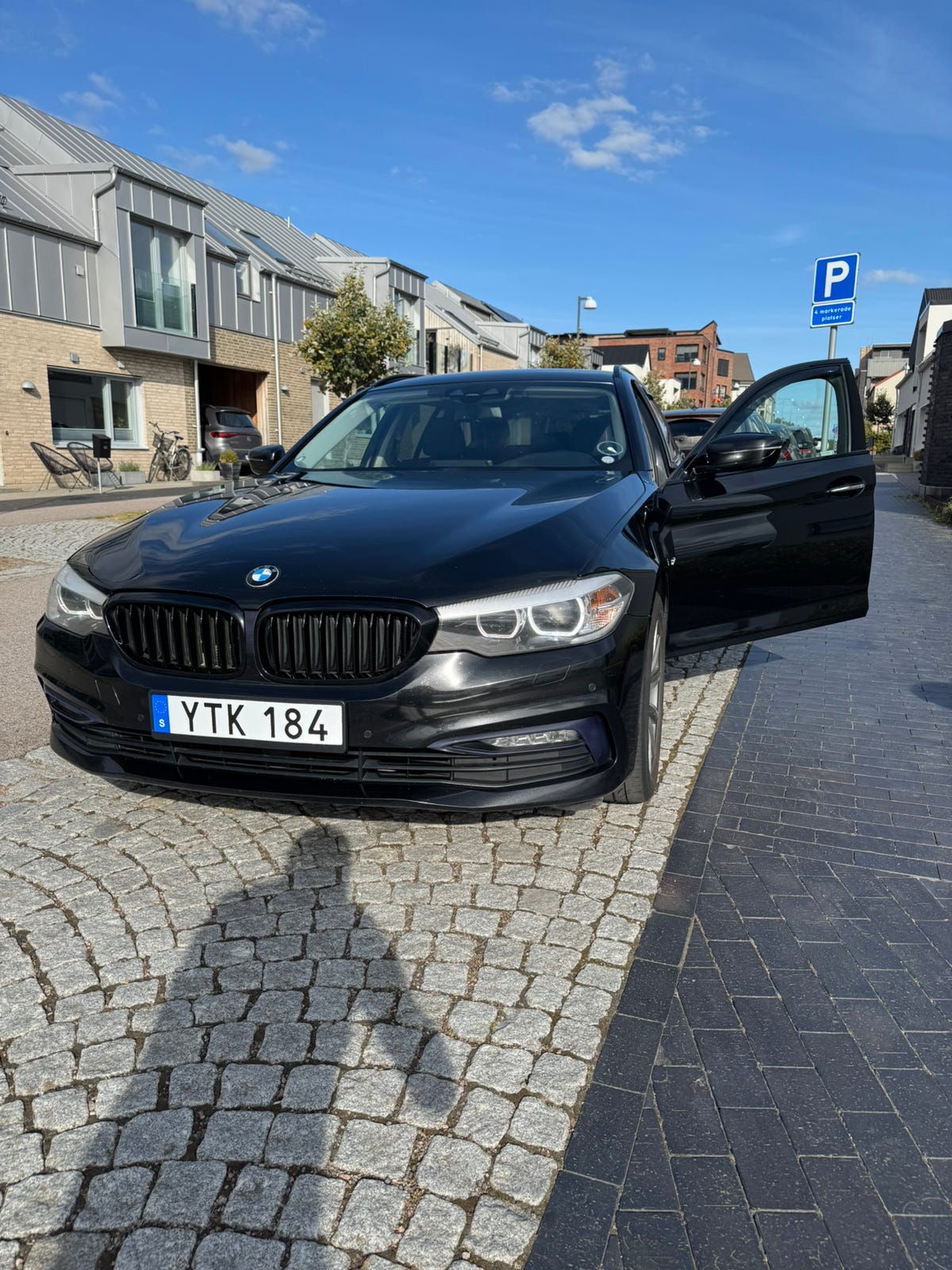 BMW 520d 2018 – bild 1 av 8