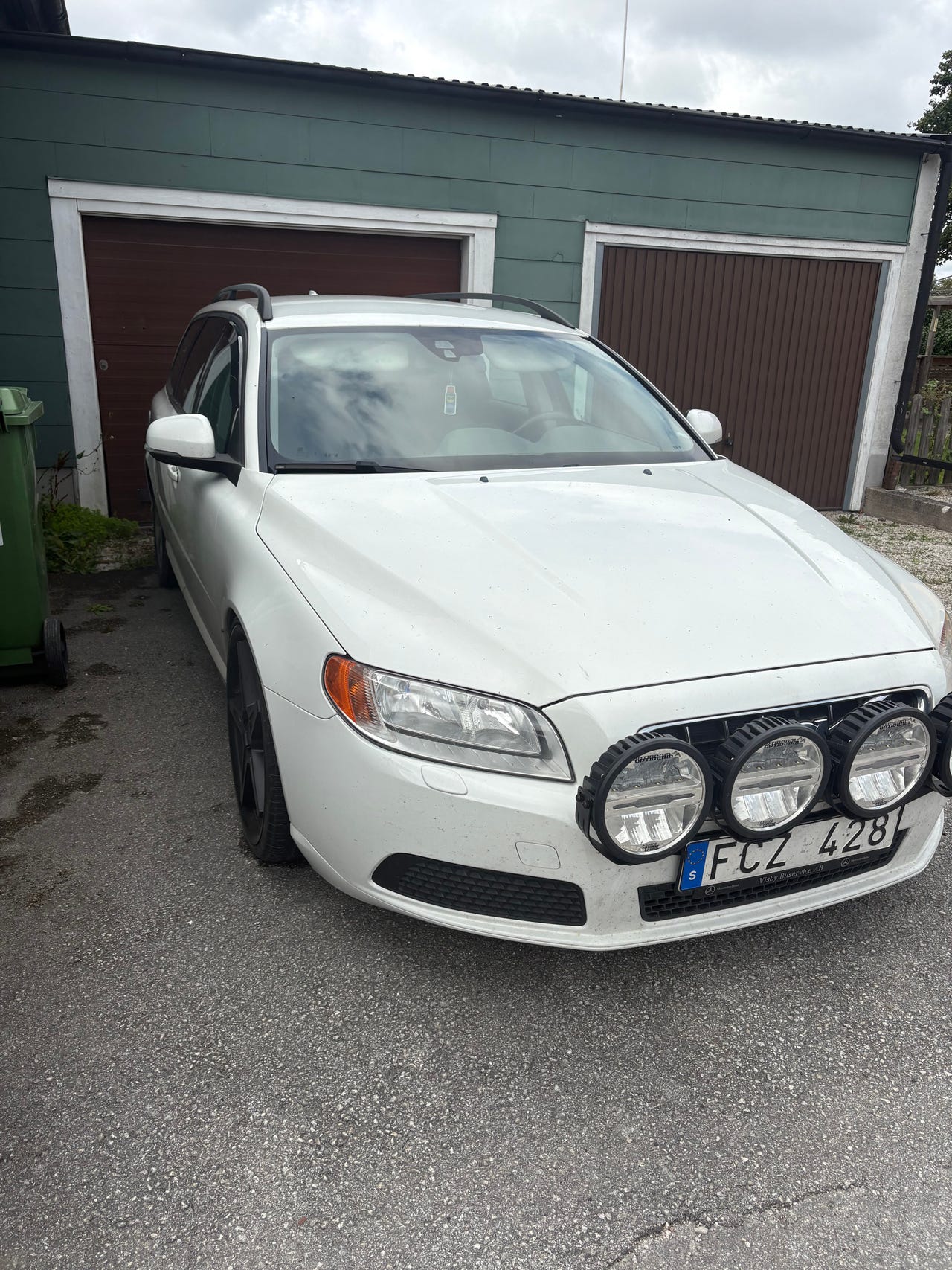 Volvo V70 2012 – bild 1 av 6
