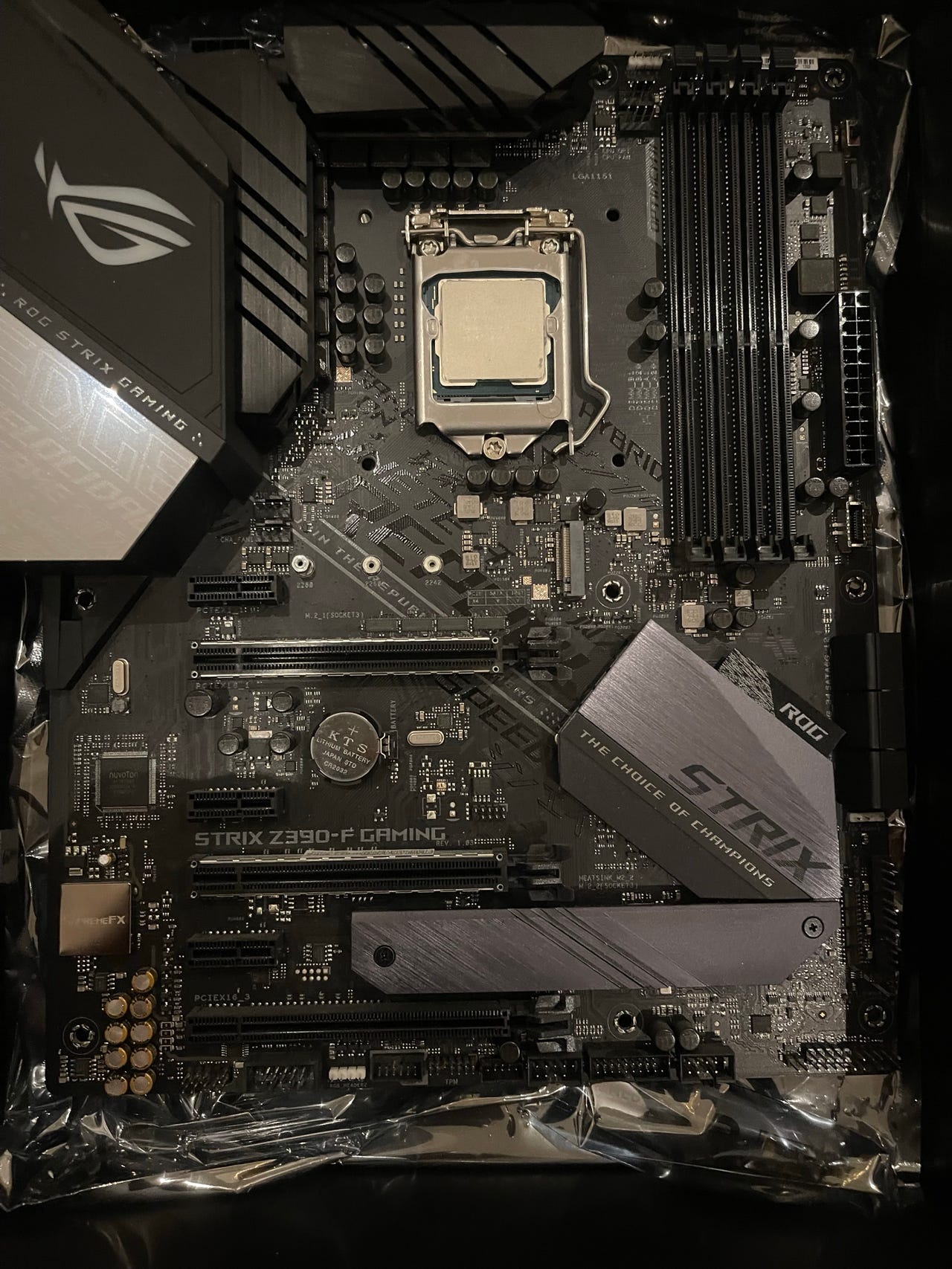 ASUS ROG Strix Z390-F Gaming+i7 9700K | Blocket