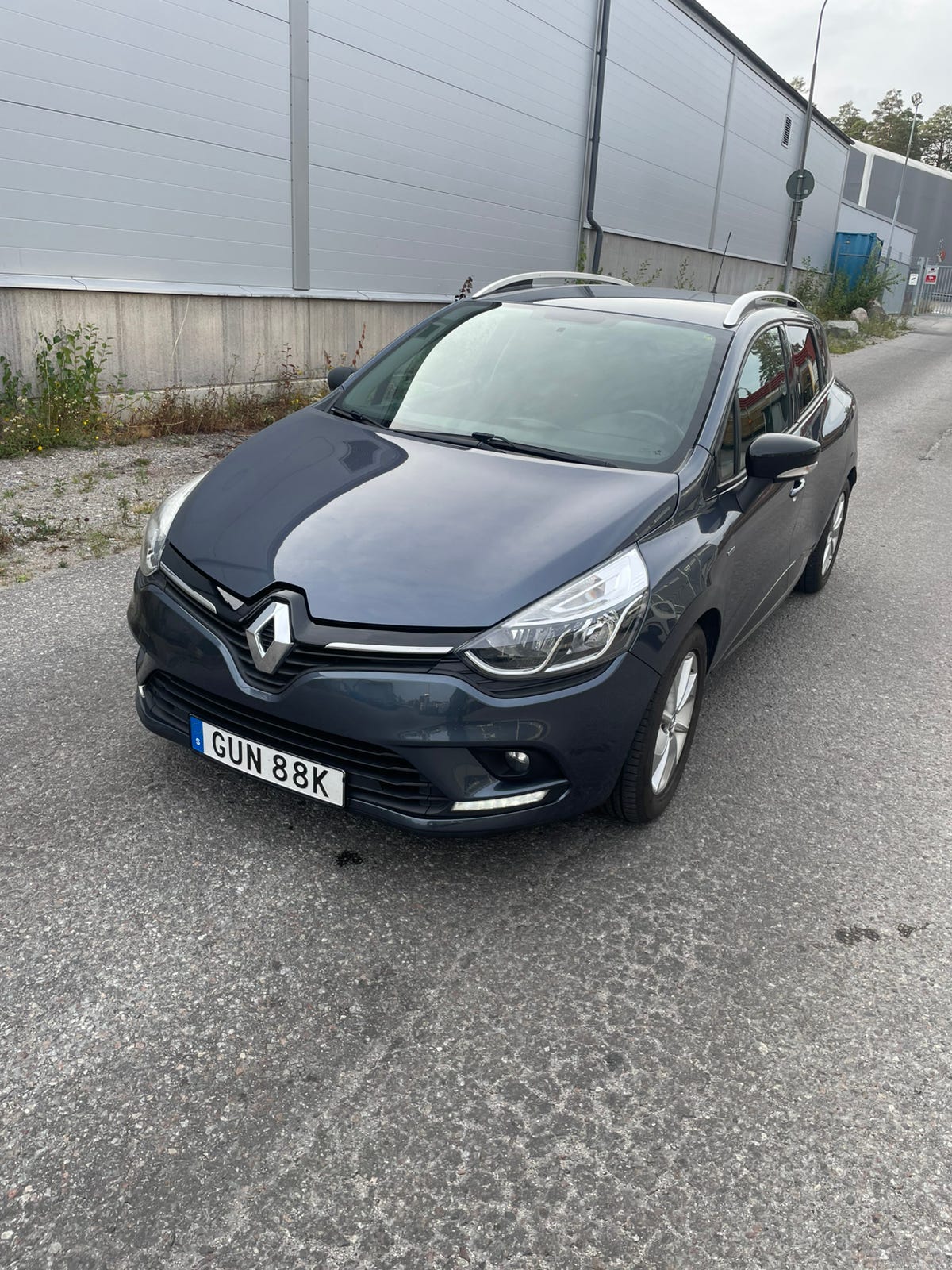 Renault Clio 2017 – bild 1 av 4