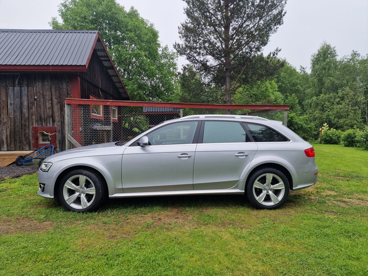 Audi A4 allroad 2015 – bild 1 av 5