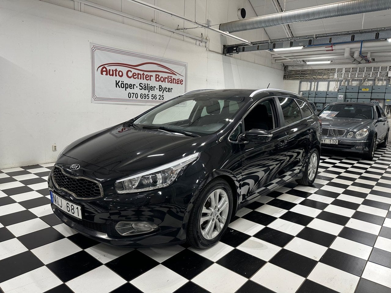 Kia Ceed 2013 – bild 1 av 13