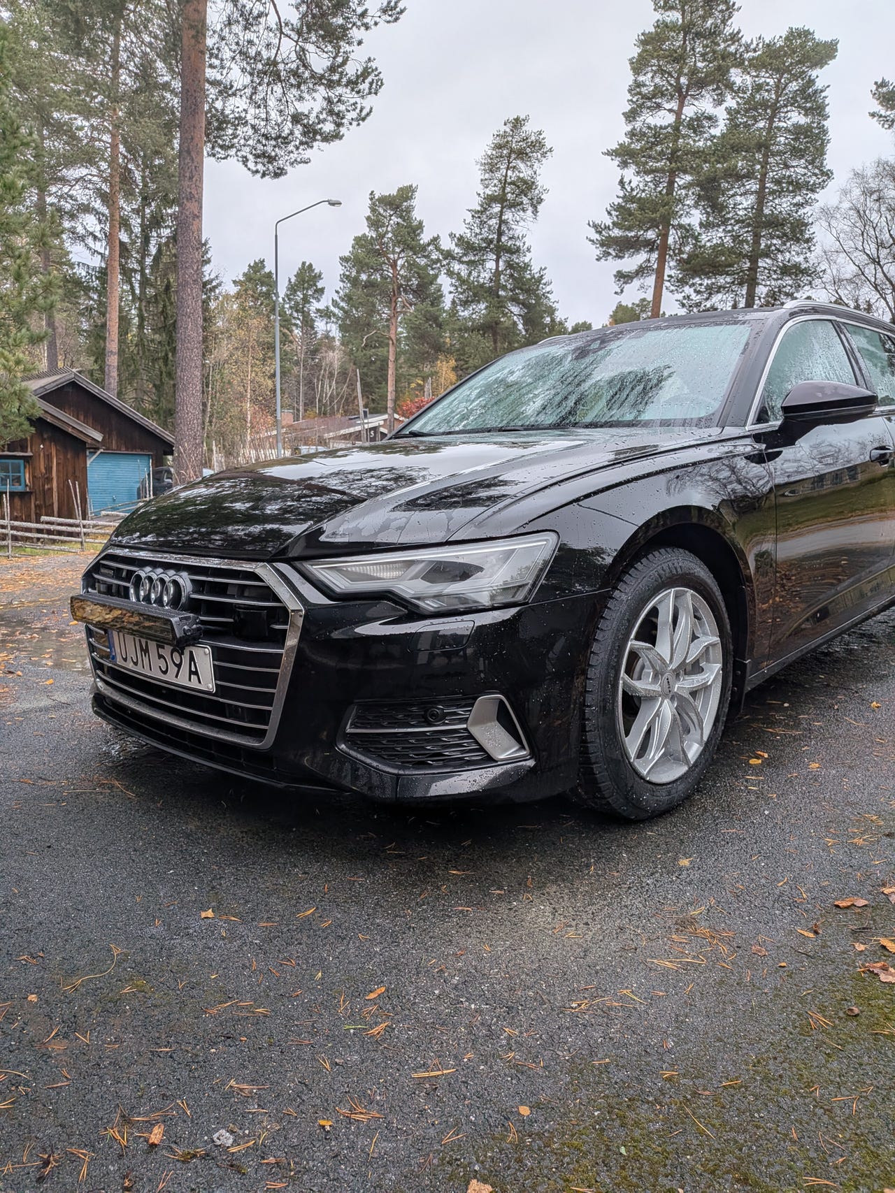 Audi A6 2020 – bild 1 av 11