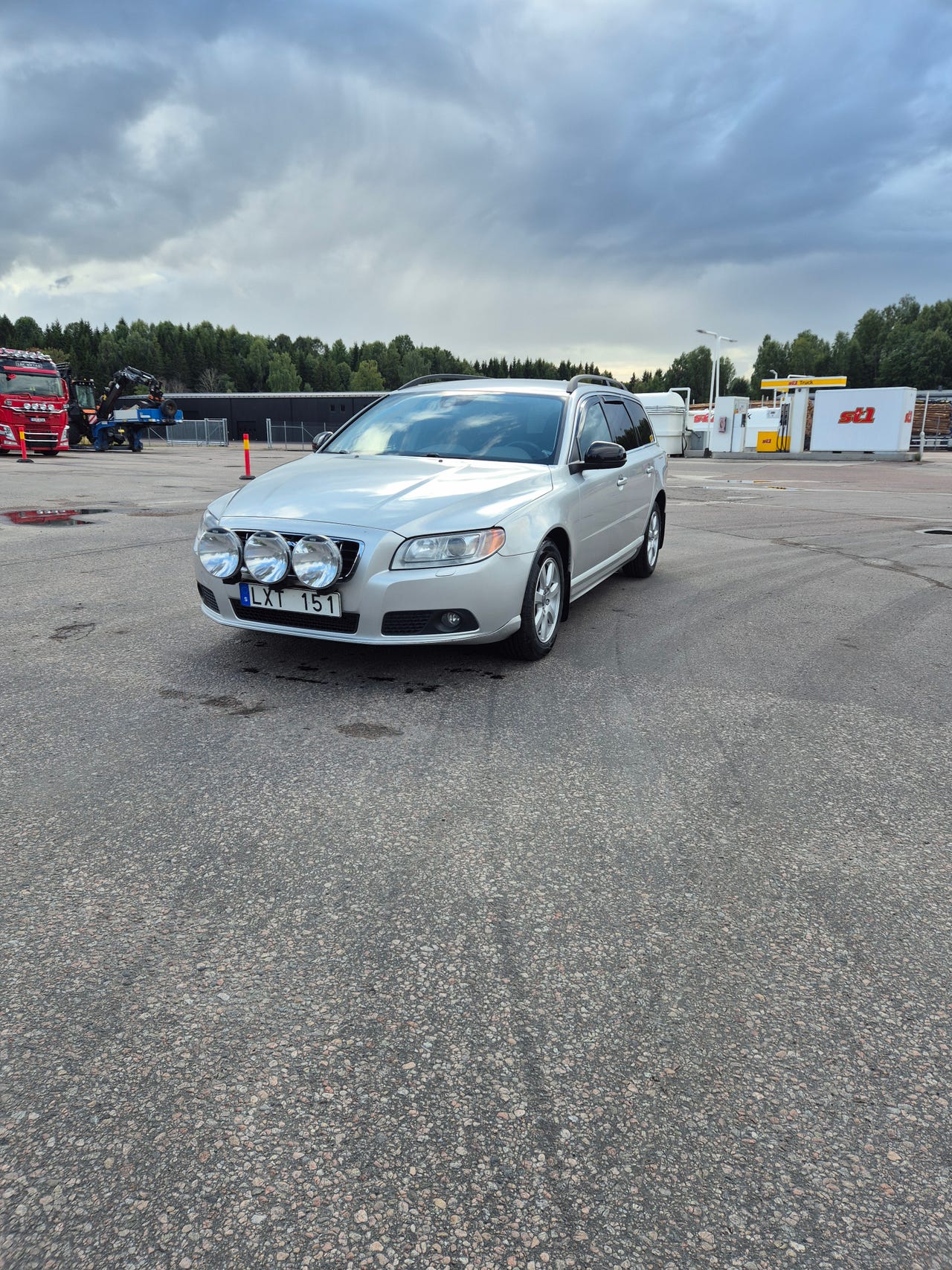 Volvo V70 2012 – bild 1 av 16