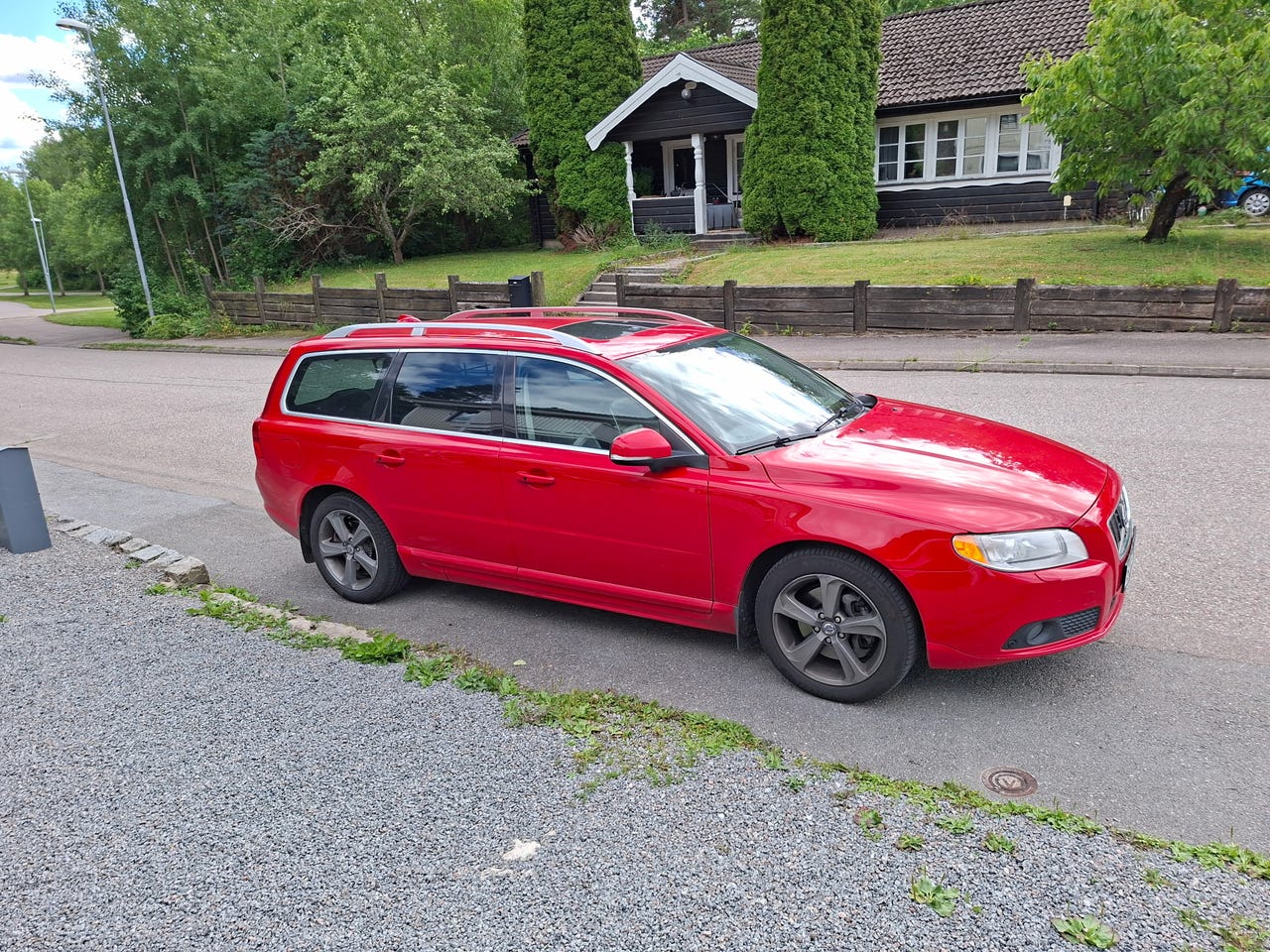 Volvo V70 2012 – bild 1 av 10