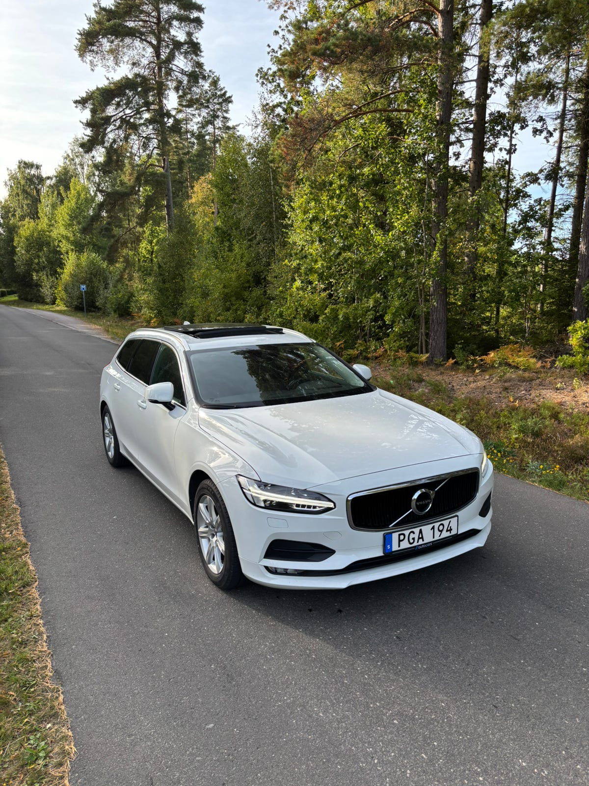 Volvo V90 2017 – bild 1 av 10
