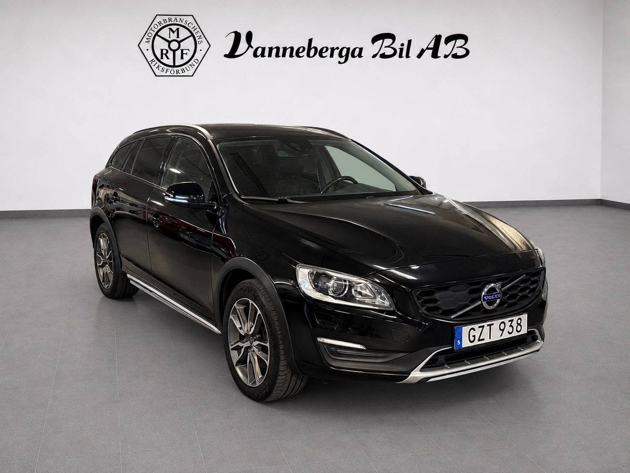 Volvo V60 Cross Country 2017 – bild 1 av 6