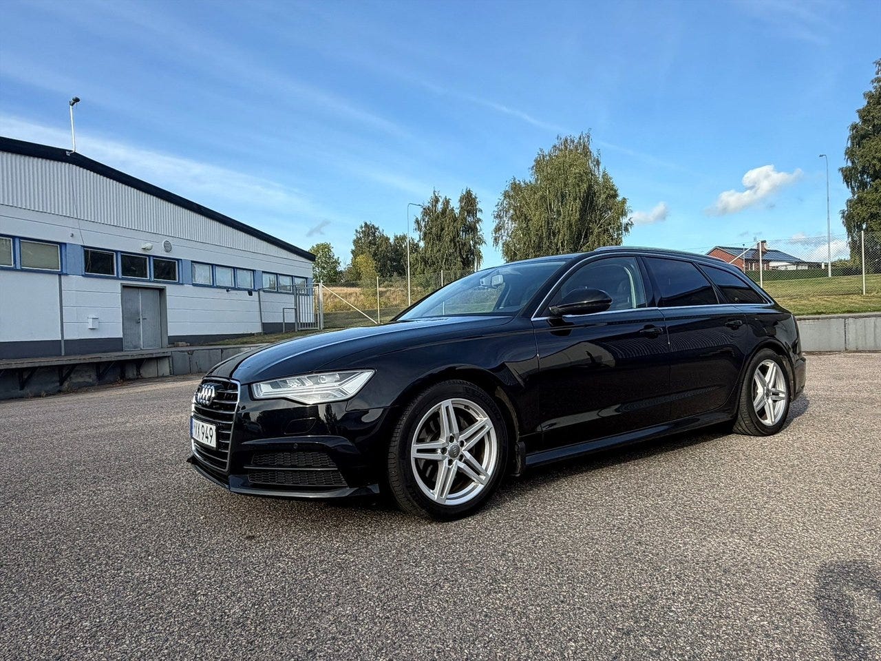 Audi A6 2018 – bild 1 av 16
