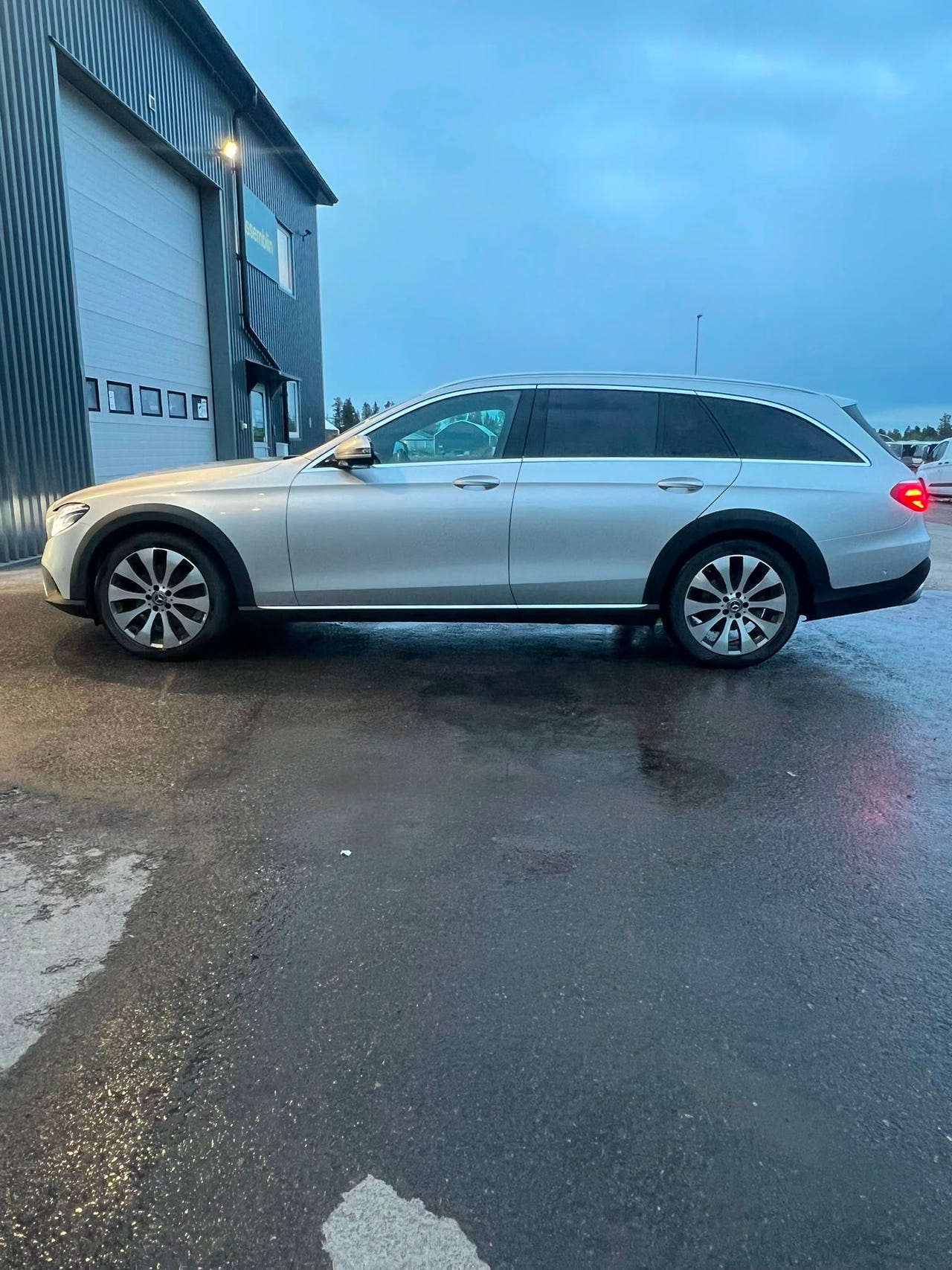 Mercedes-Benz E 220 d 2017 – bild 1 av 7
