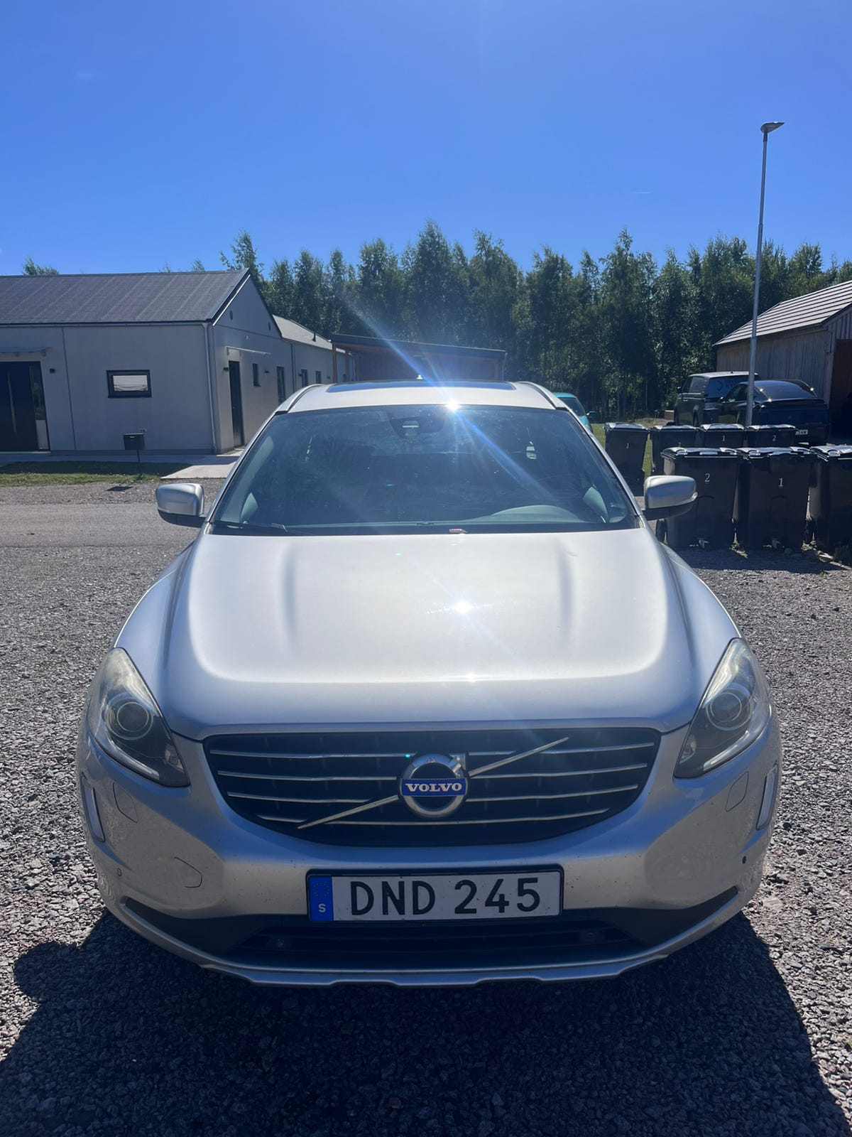Volvo XC60 2015 – bild 1 av 6