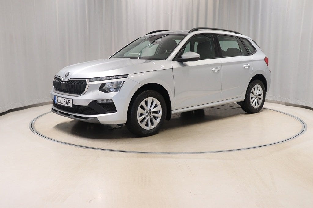 Skoda Kamiq 2025 – bild 1 av 10