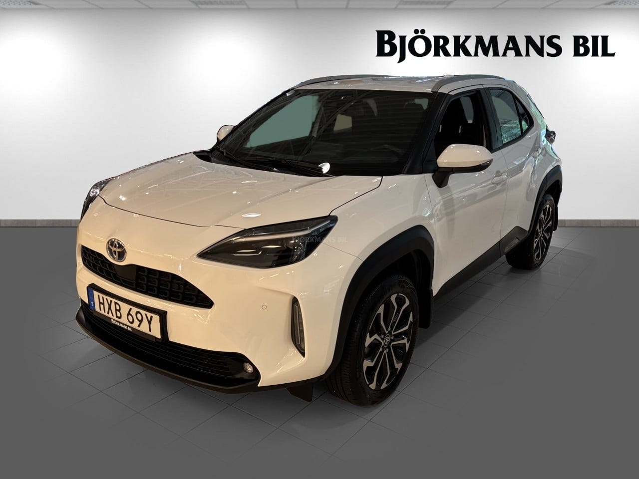 Toyota Yaris Cross 2022 – bild 1 av 18