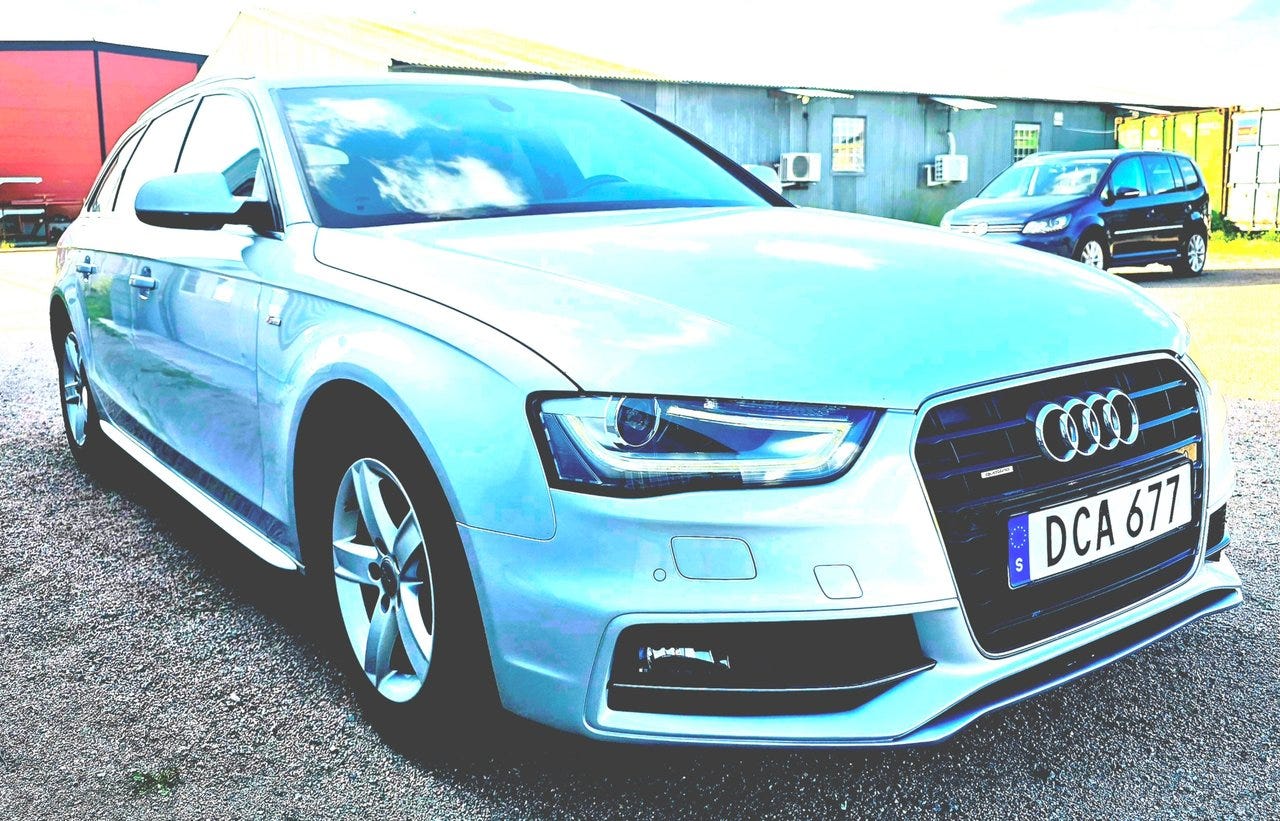 Audi A4 2014 – bild 1 av 15